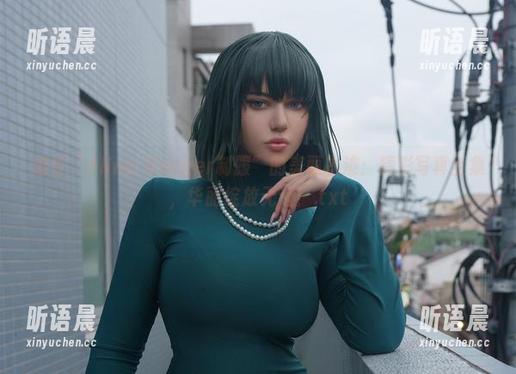追寻“Alina Becker制服”的美丽轨迹：精彩写真全集，华丽绽放无遗！.txt